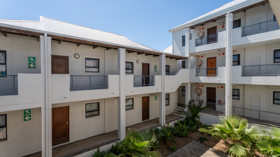 2 Bedroom Property for Sale in Admirals Park Western Cape